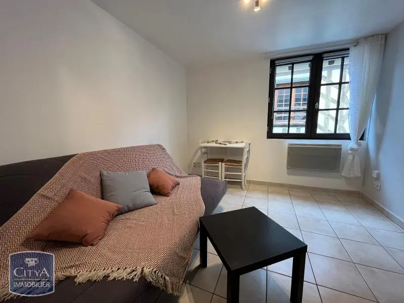 Photo 1 Appartement 1 pièce 16m²