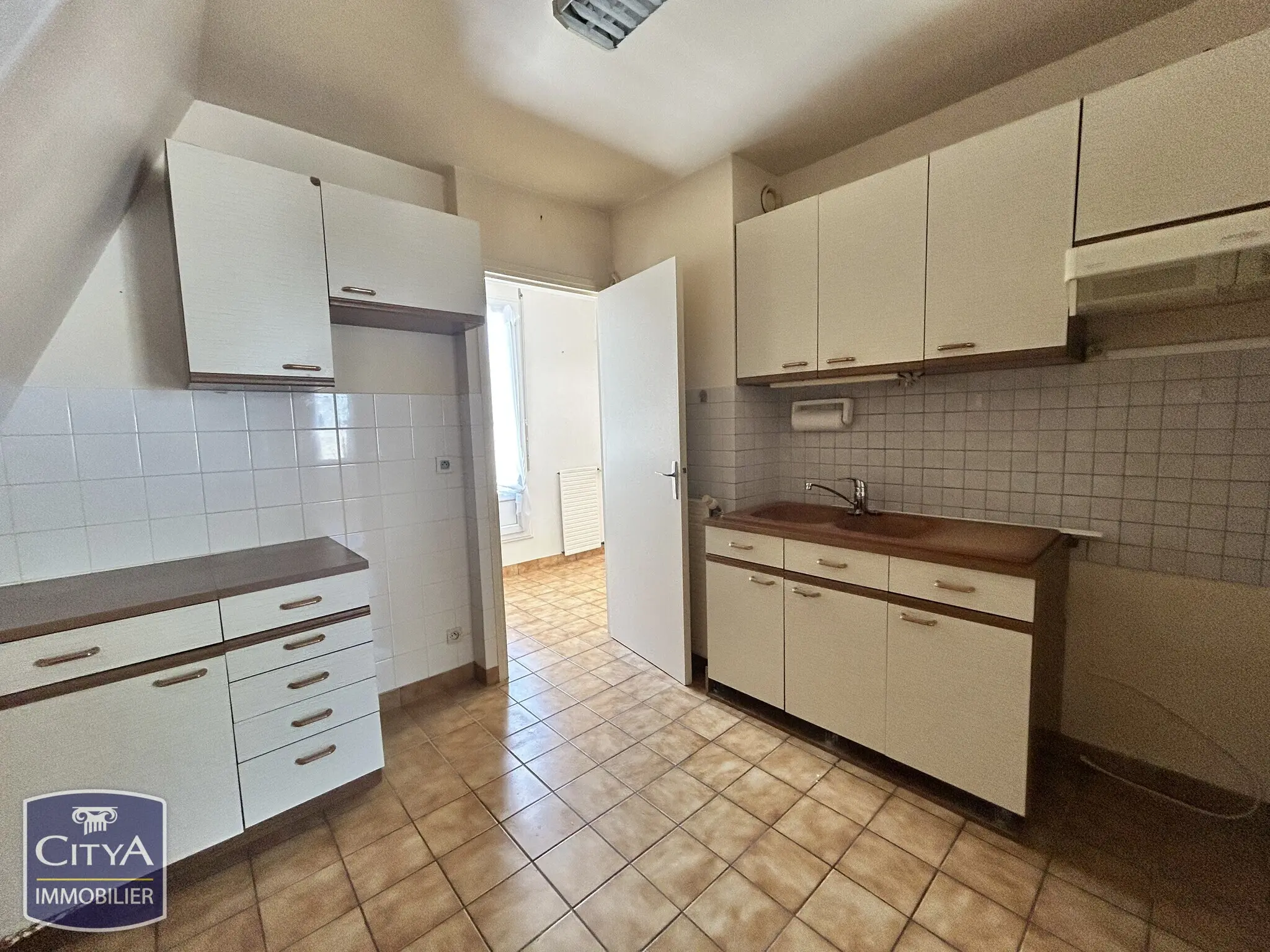 Photo 8 Appartement 4 pièces 100.79m²