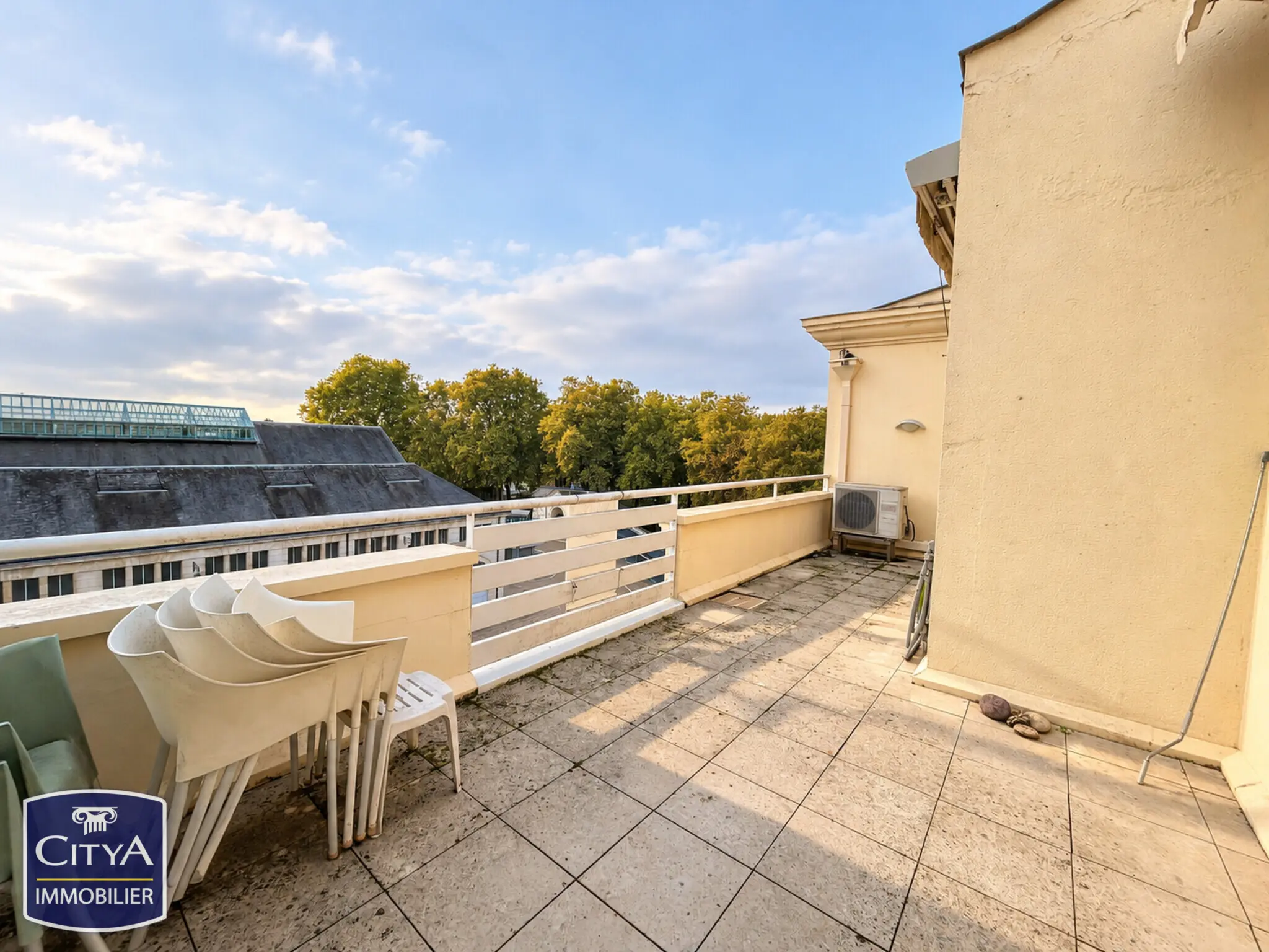 Photo 10 Appartement 6 pièces 133m²