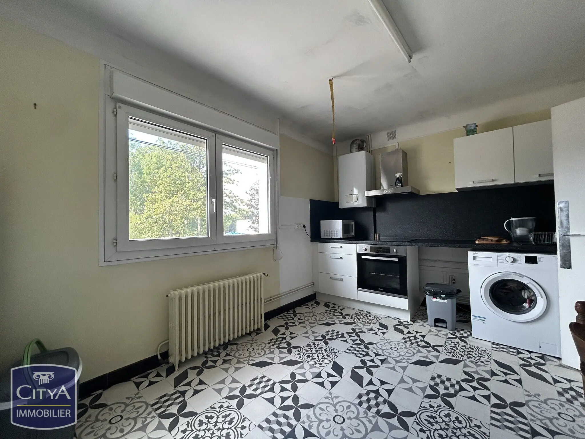 Photo 12 Immeuble 180m²