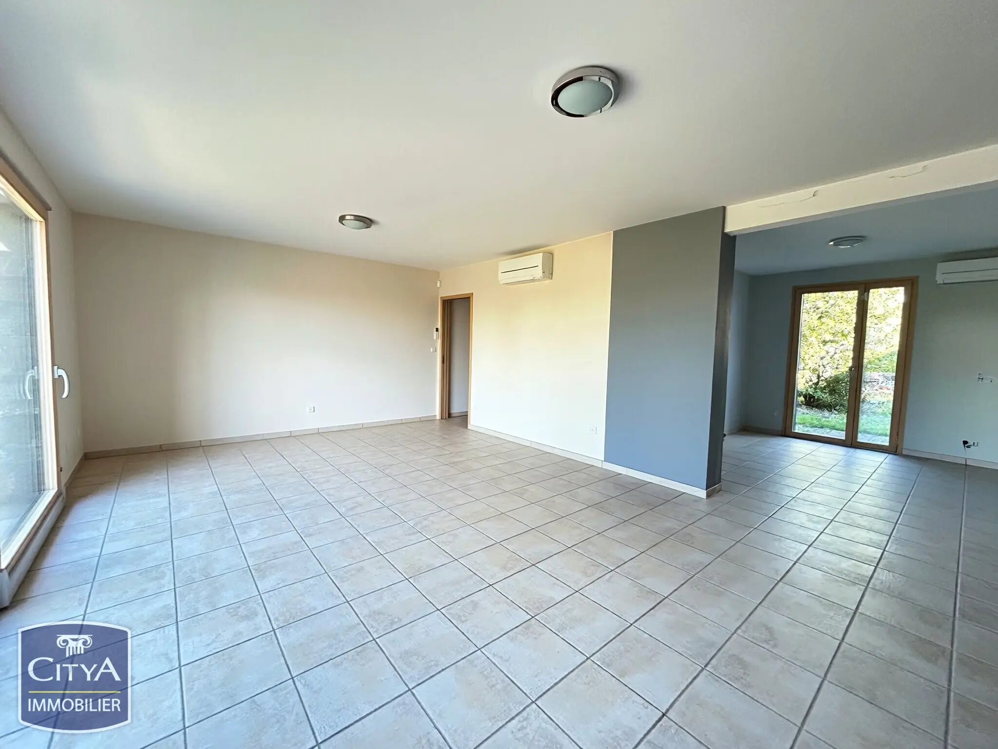 Photo 4 Maison 5 pièces 200m²