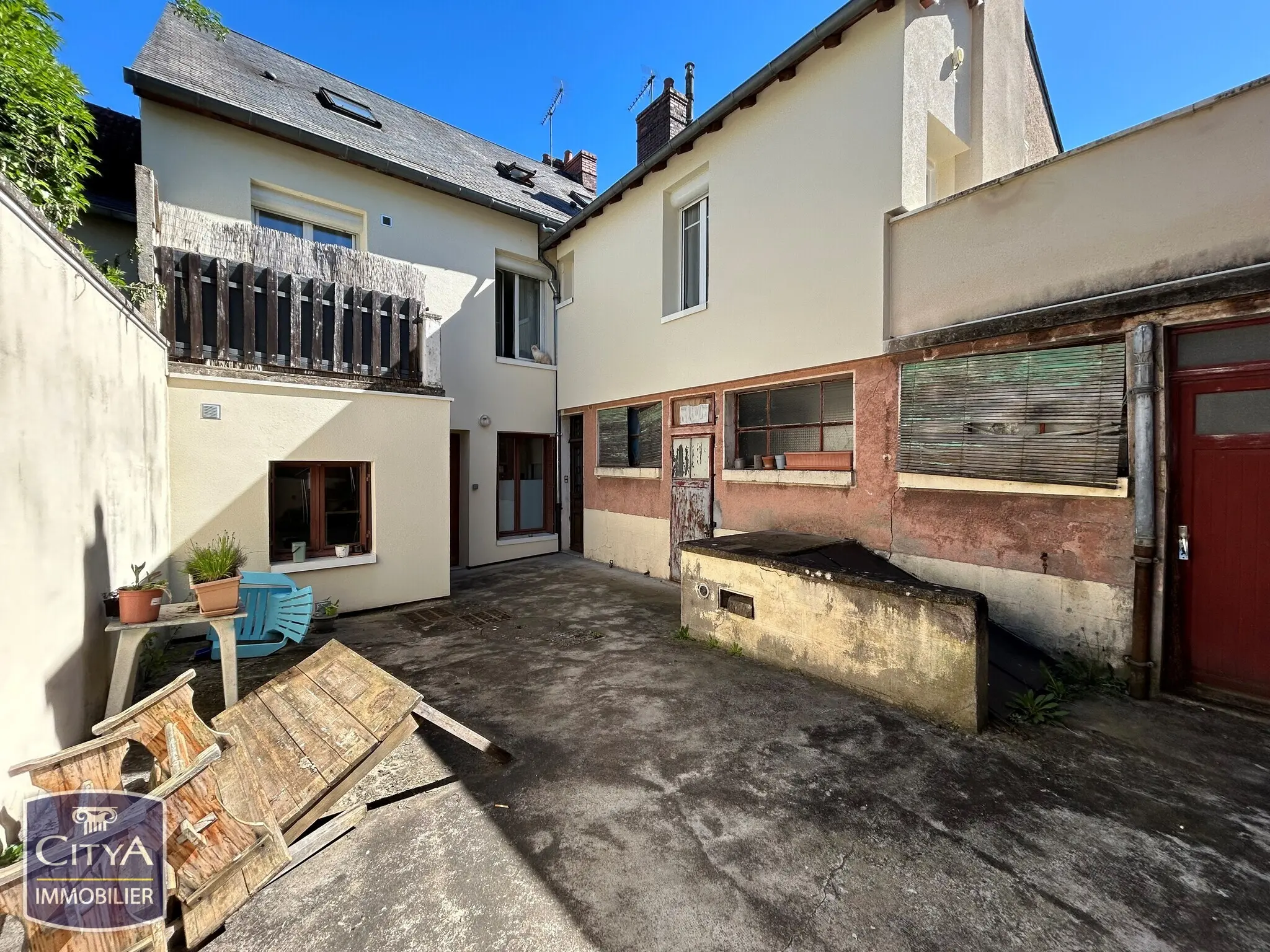 Photo 9 Immeuble 175m²