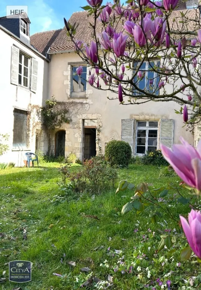 Photo 1 Maison 9 pièces 395m²