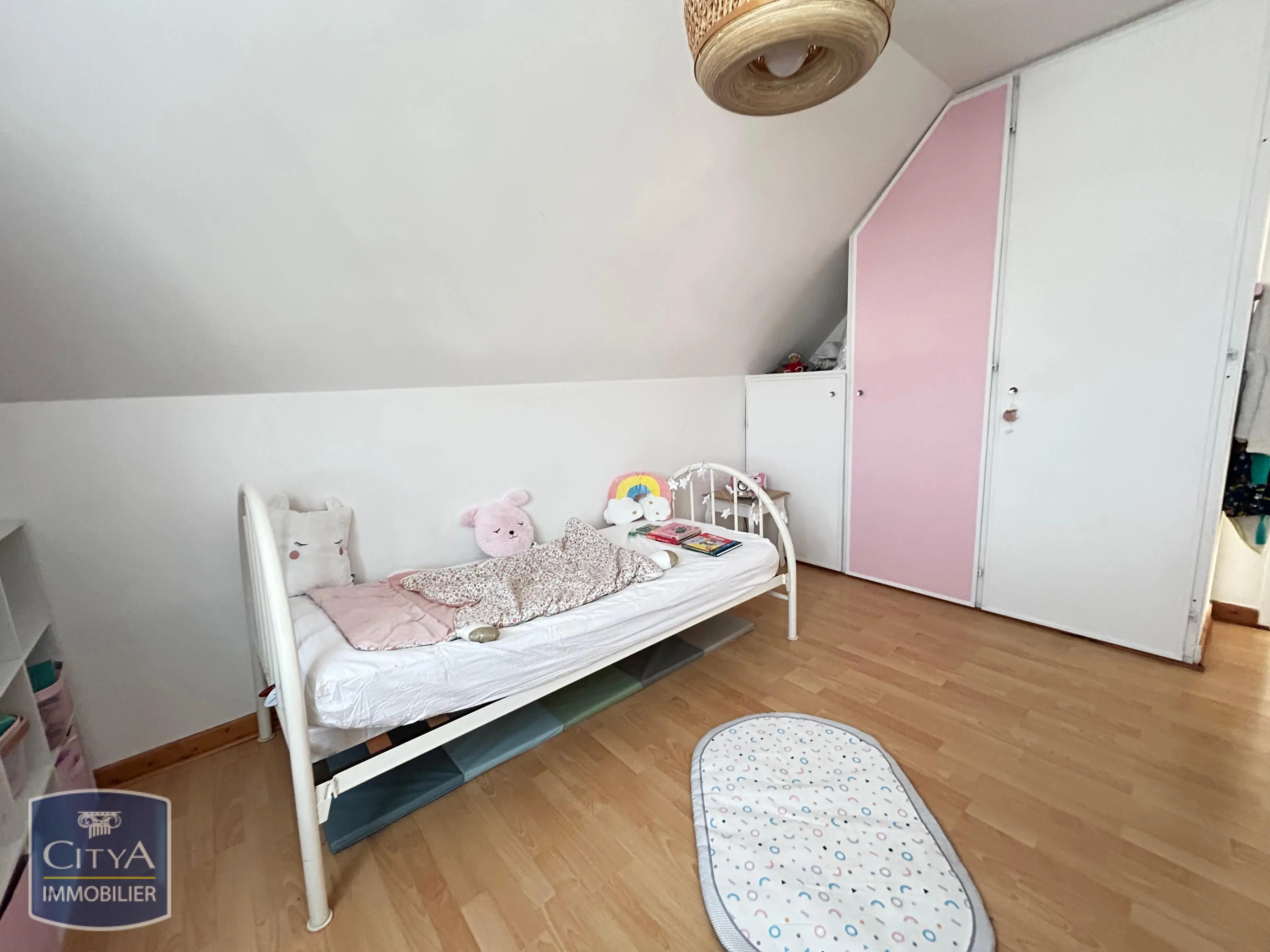 Photo 8 Maison 4 pièces 165m²