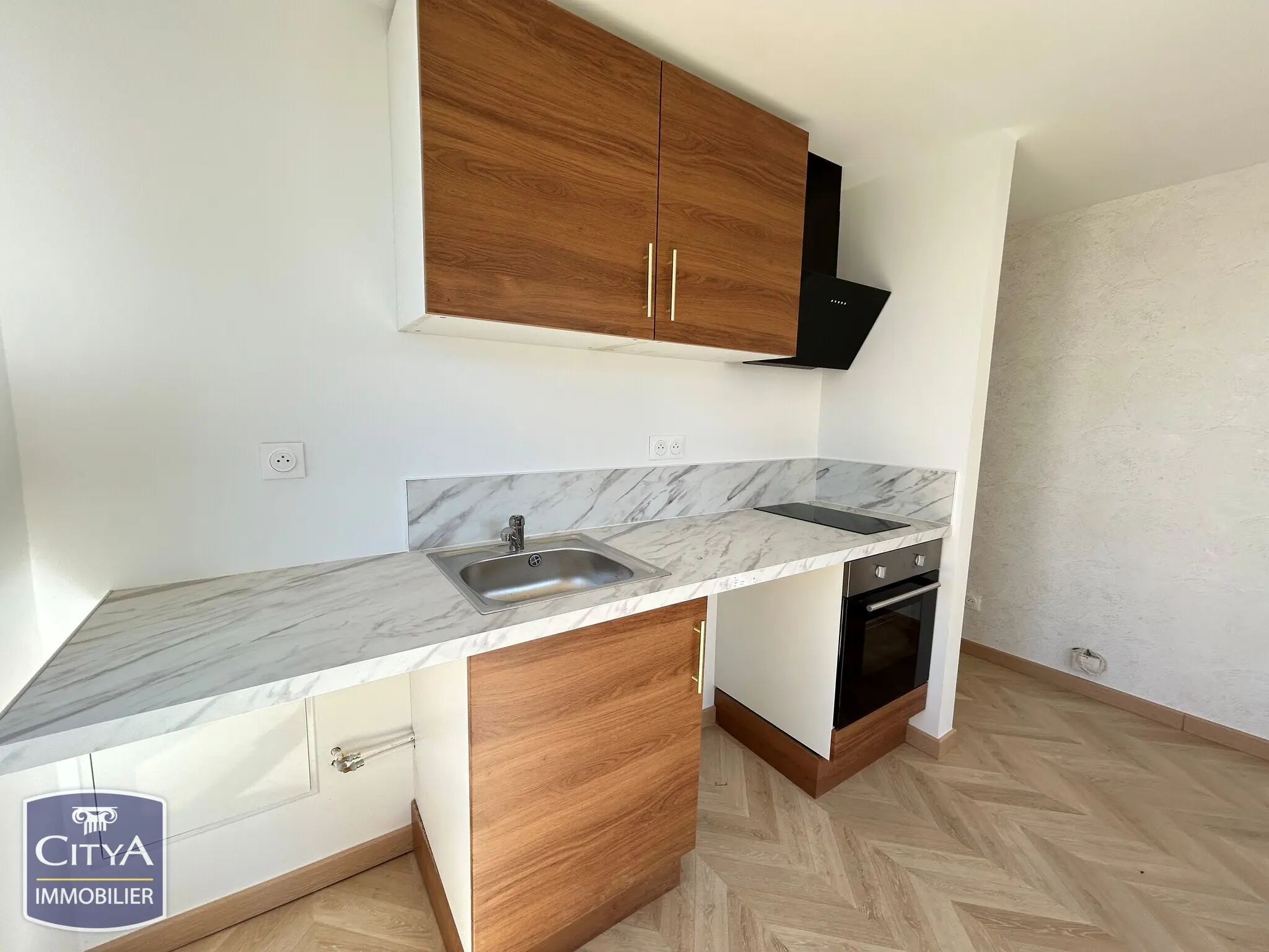 Photo 2 Appartement 1 pièce 16.8m²