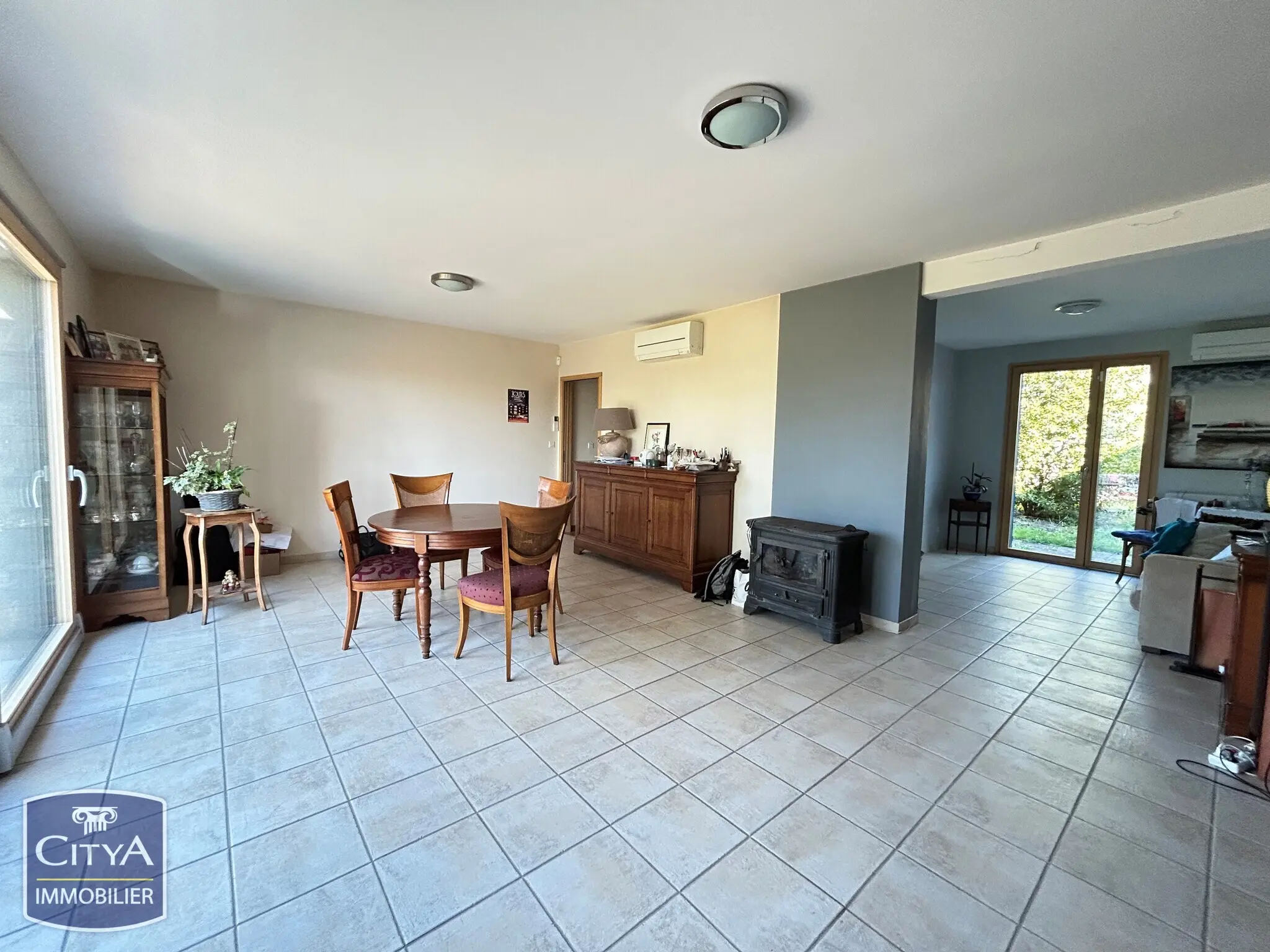 Photo 3 Maison 5 pièces 200m²