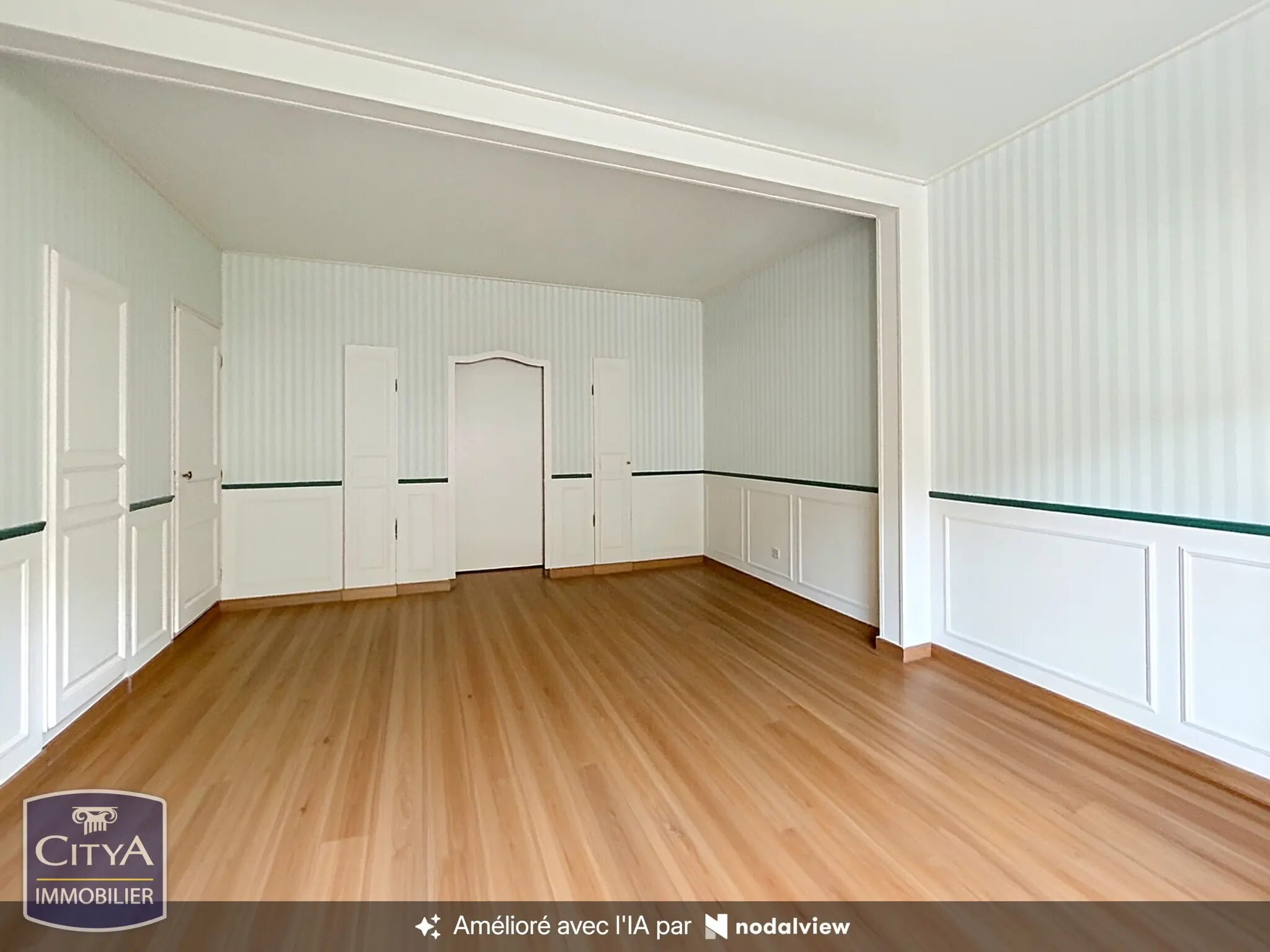 Photo 8 Maison 19 pièces 395m²