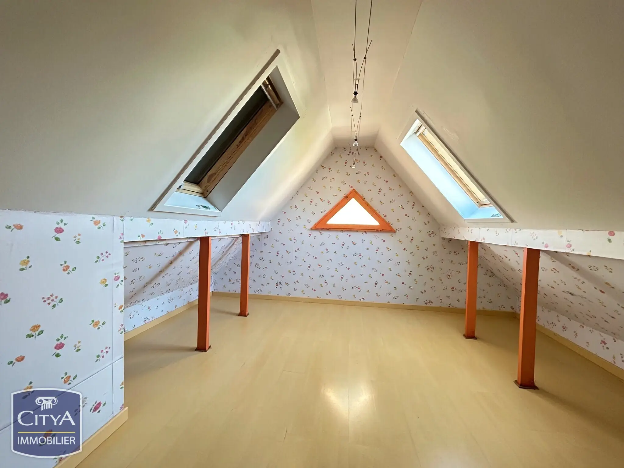 Photo 7 Maison 5 pièces 200m²