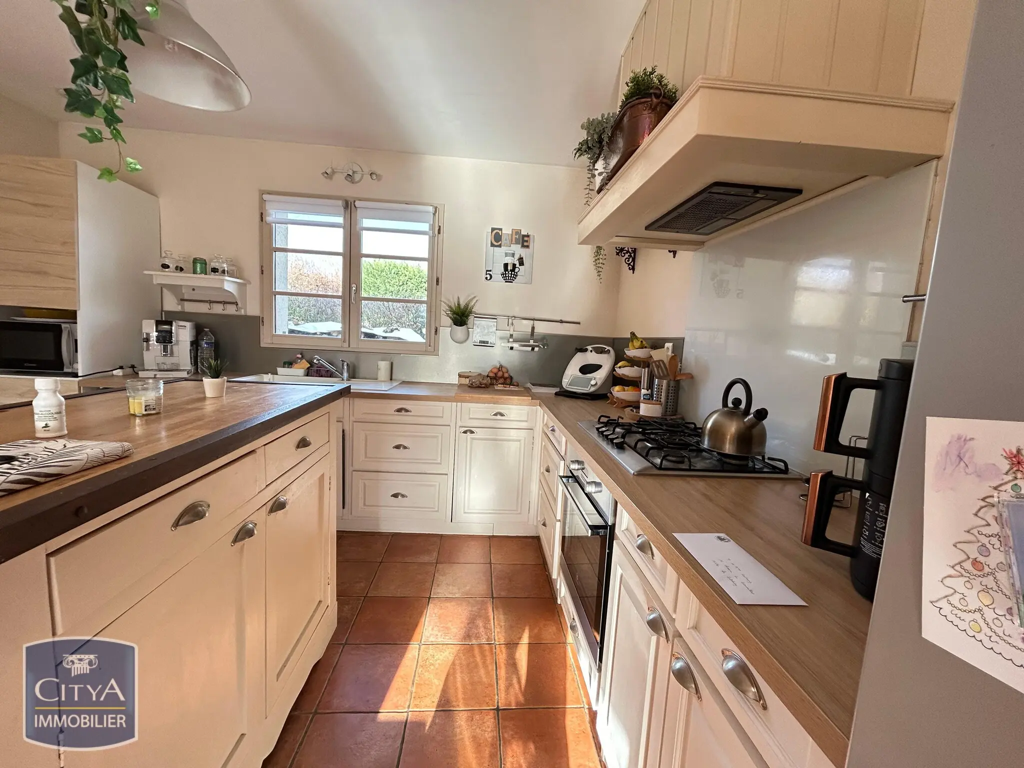 Photo 3 Maison 4 pièces 165m²