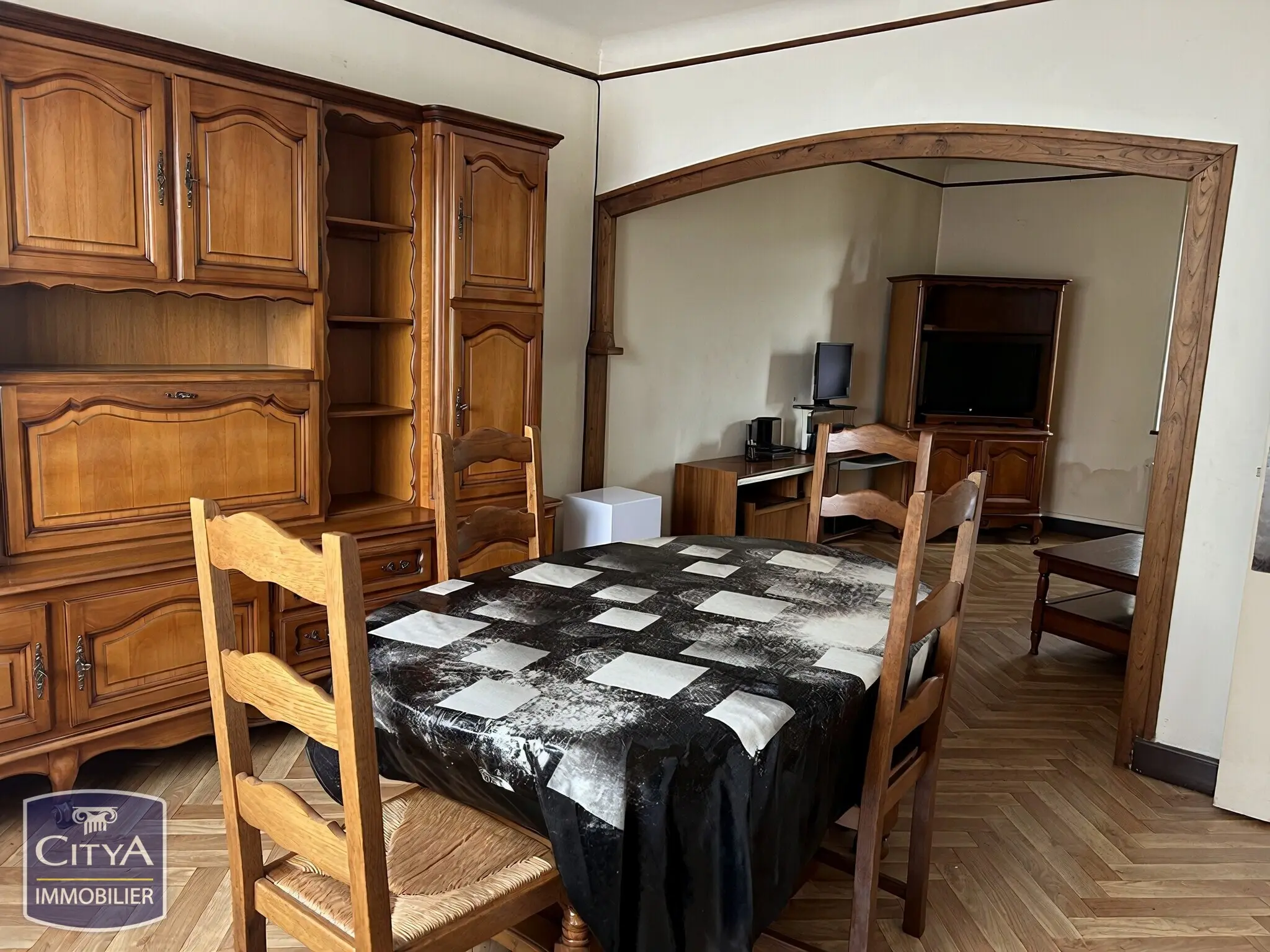 Photo 6 Immeuble 180m²