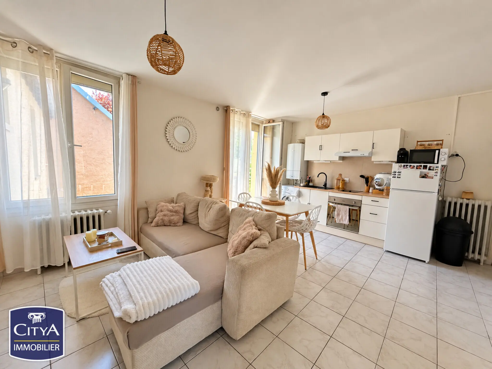 Photo 2 Immeuble 175m²