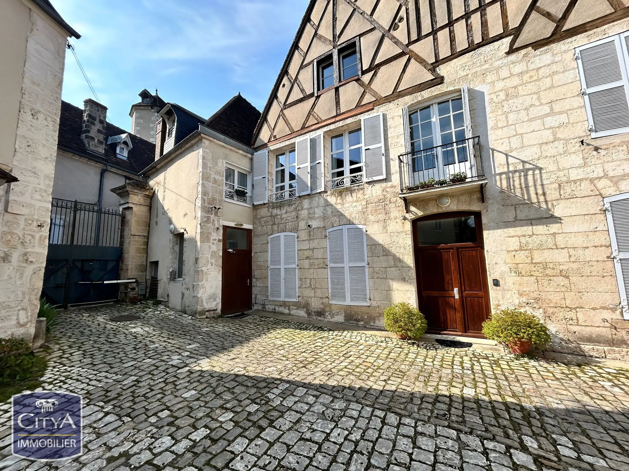 Photo 1 Appartement 2 pièces 53m²