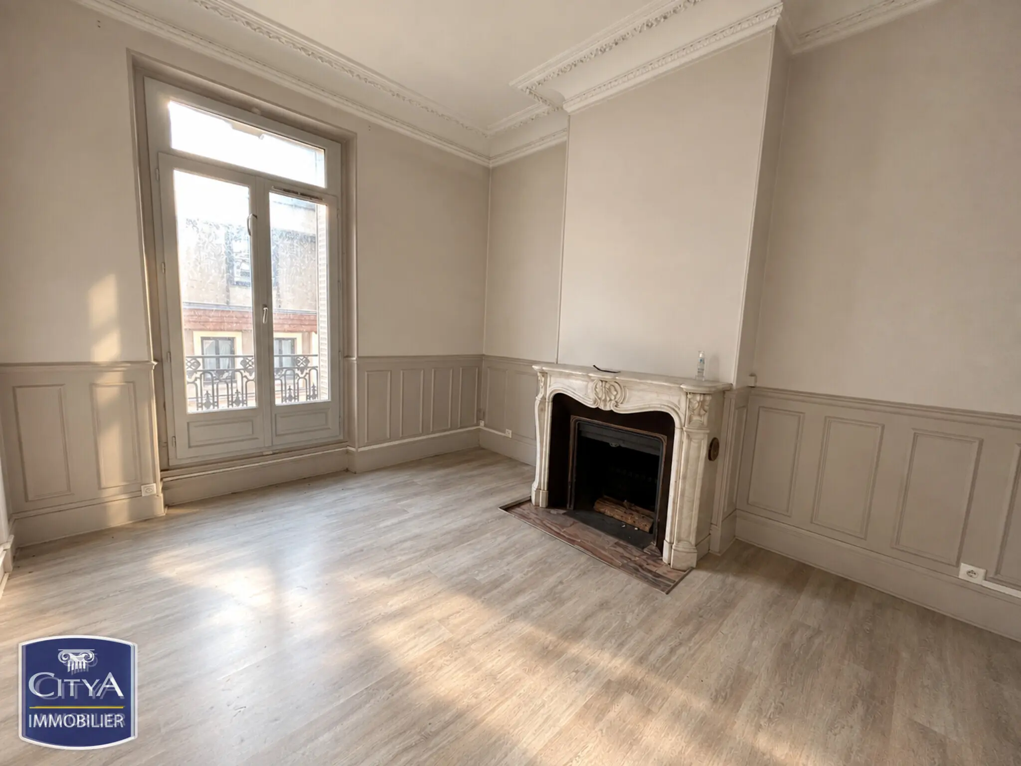 Photo 1 Appartement 5 pièces 117.91m²