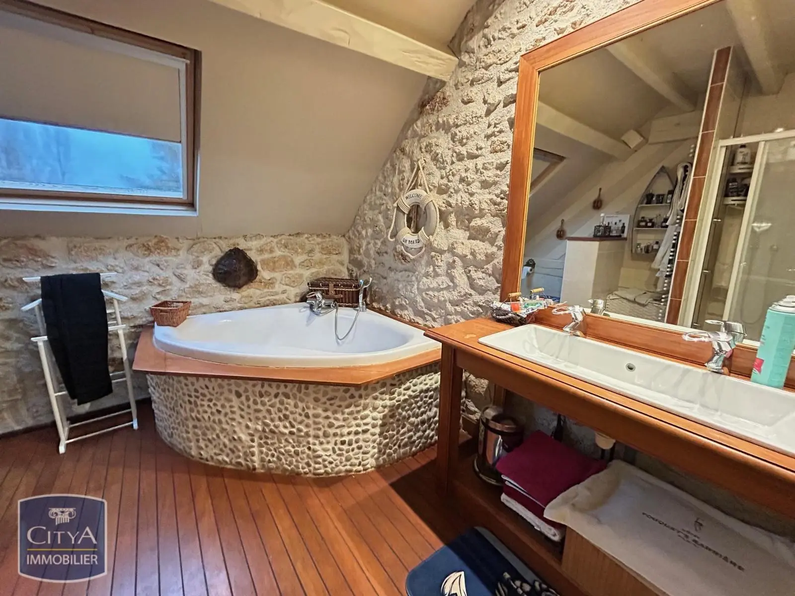 Photo 14 Maison 7 pièces 200m²