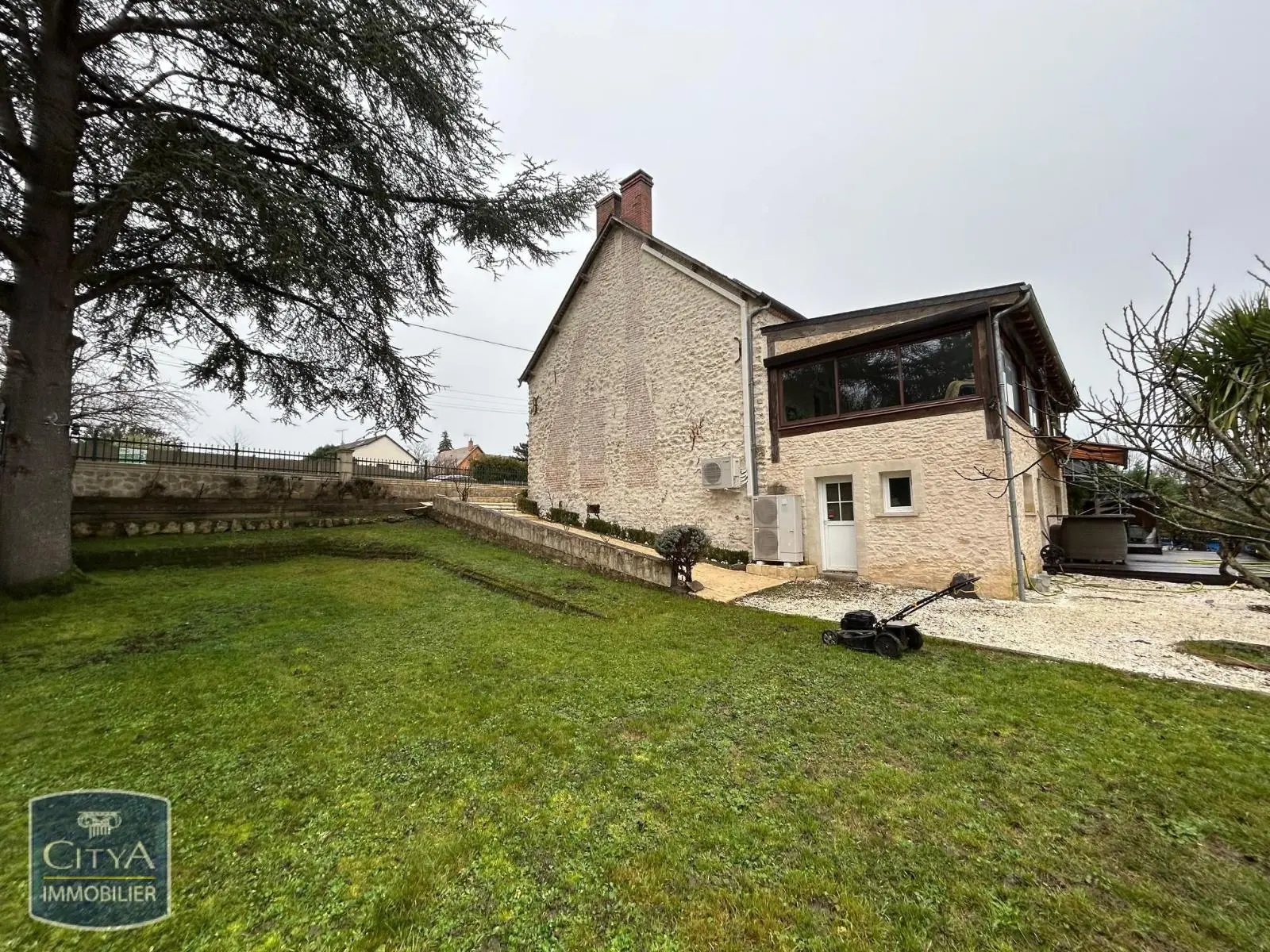 Photo 17 Maison 7 pièces 200m²