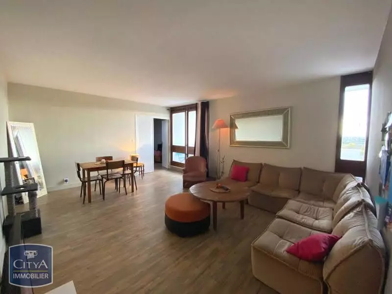 Illustration pour Appartement 4 pièces 76.8m² Photo Appartement 4 pièces 76.8m²
