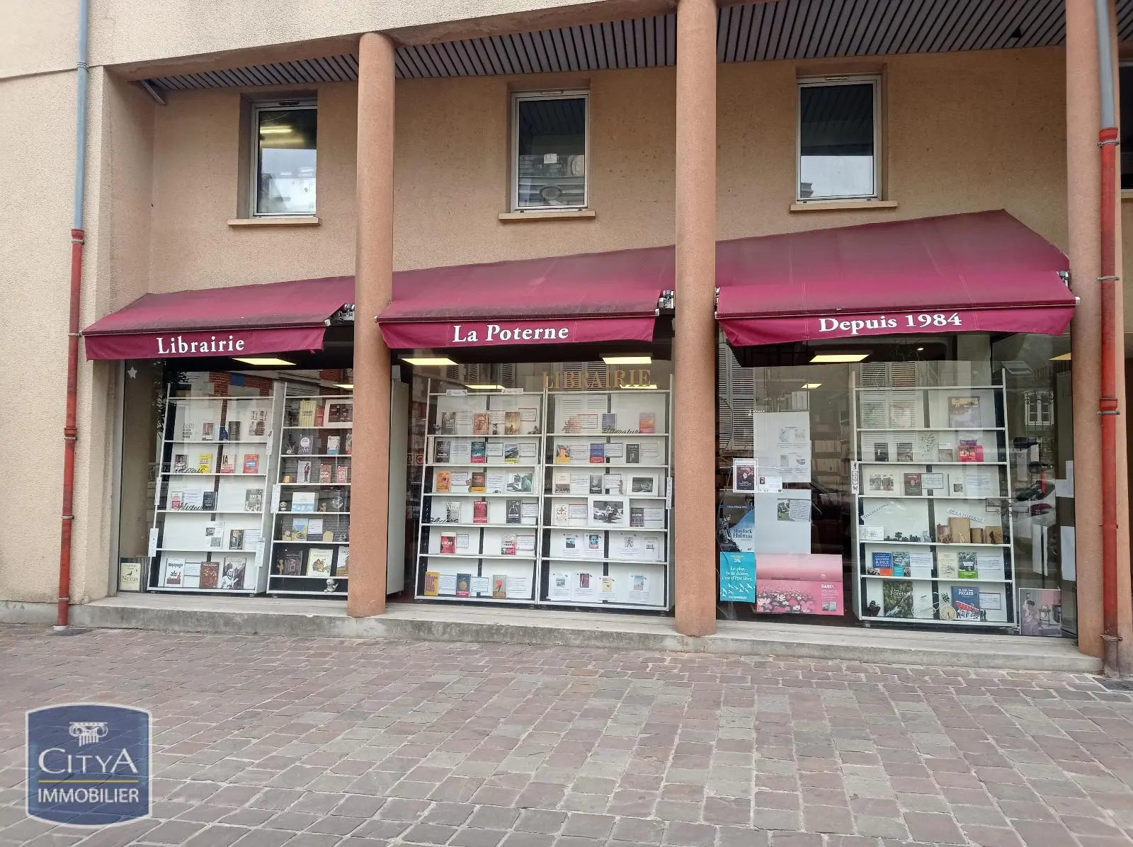 Photo 1 Local Commercial