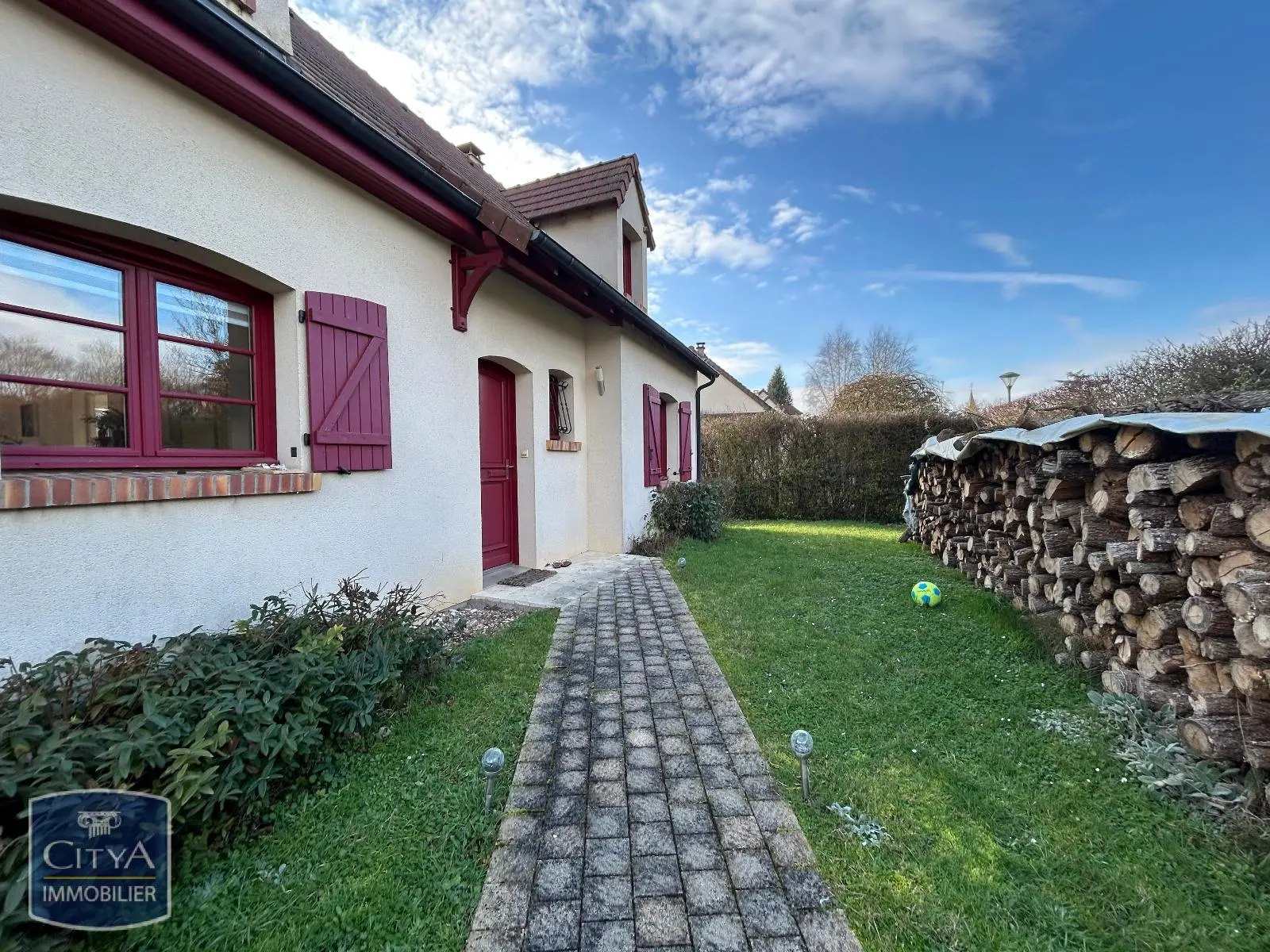 Photo 21 Maison 4 pièces 165m²