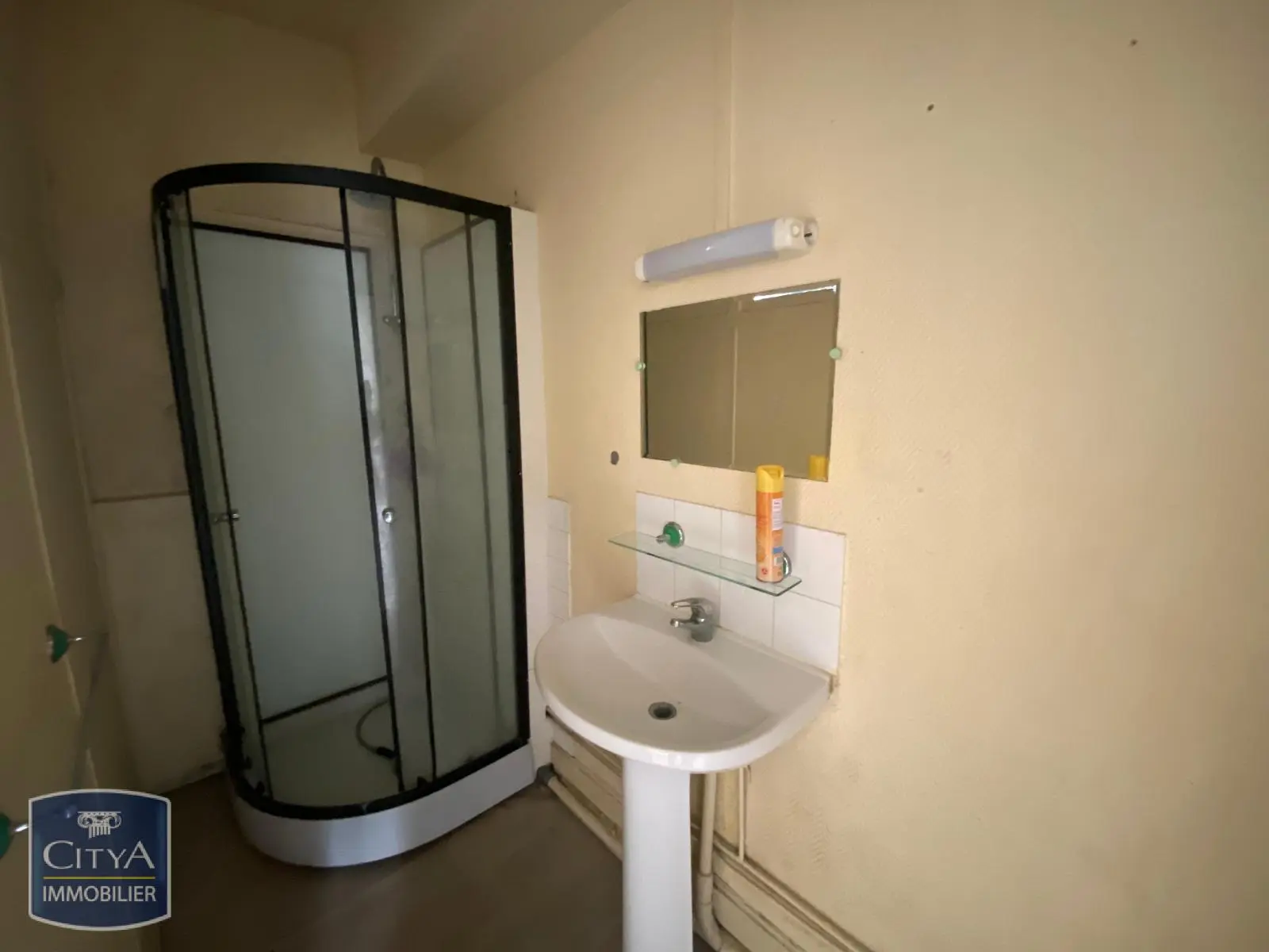 Photo 5 Immeuble 200m²