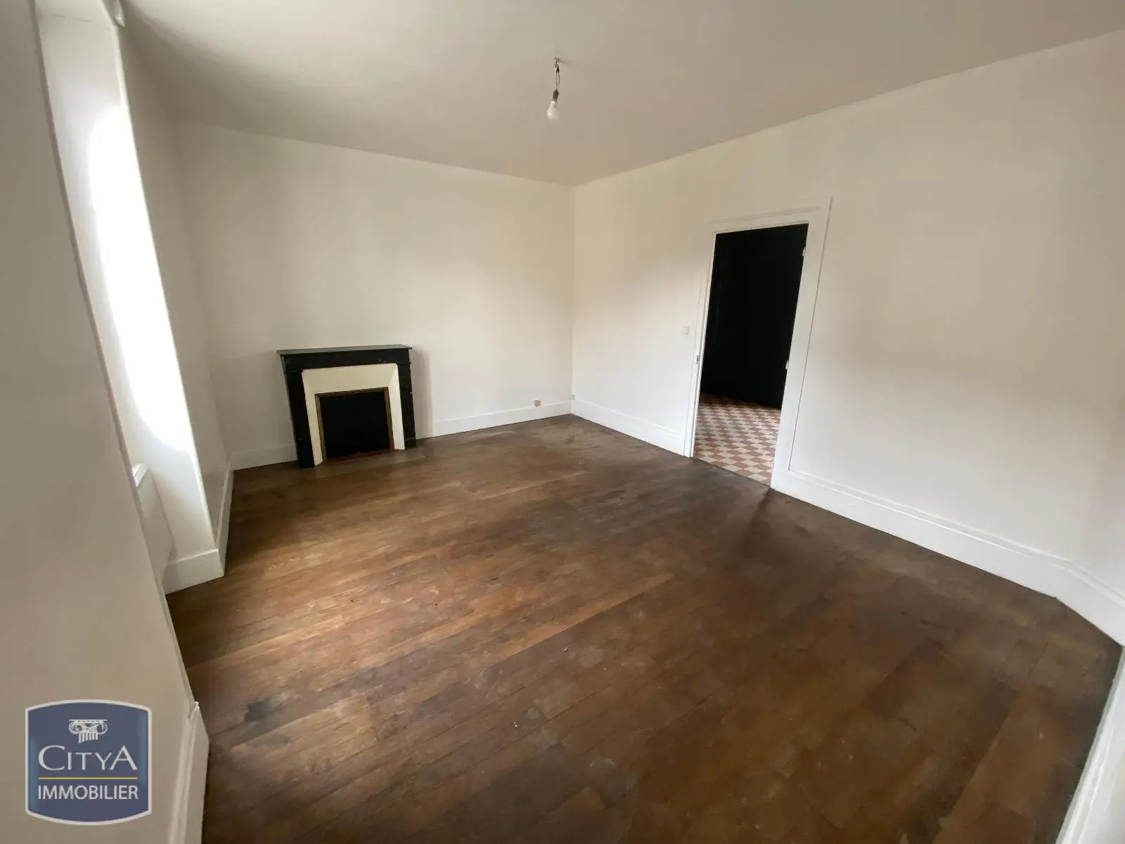 Photo 3 Immeuble 200m²