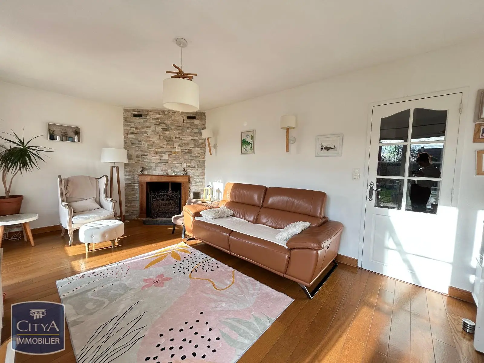 Photo 2 Maison 4 pièces 165m²