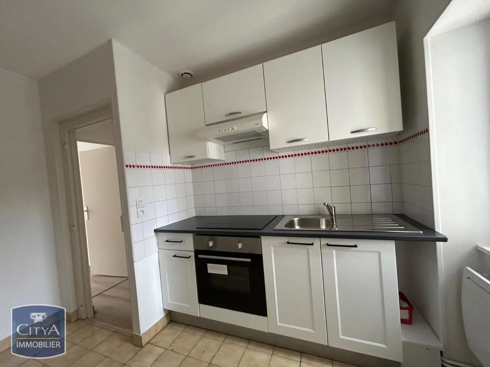 Photo 1 Appartement 1 pièce 25.4m²