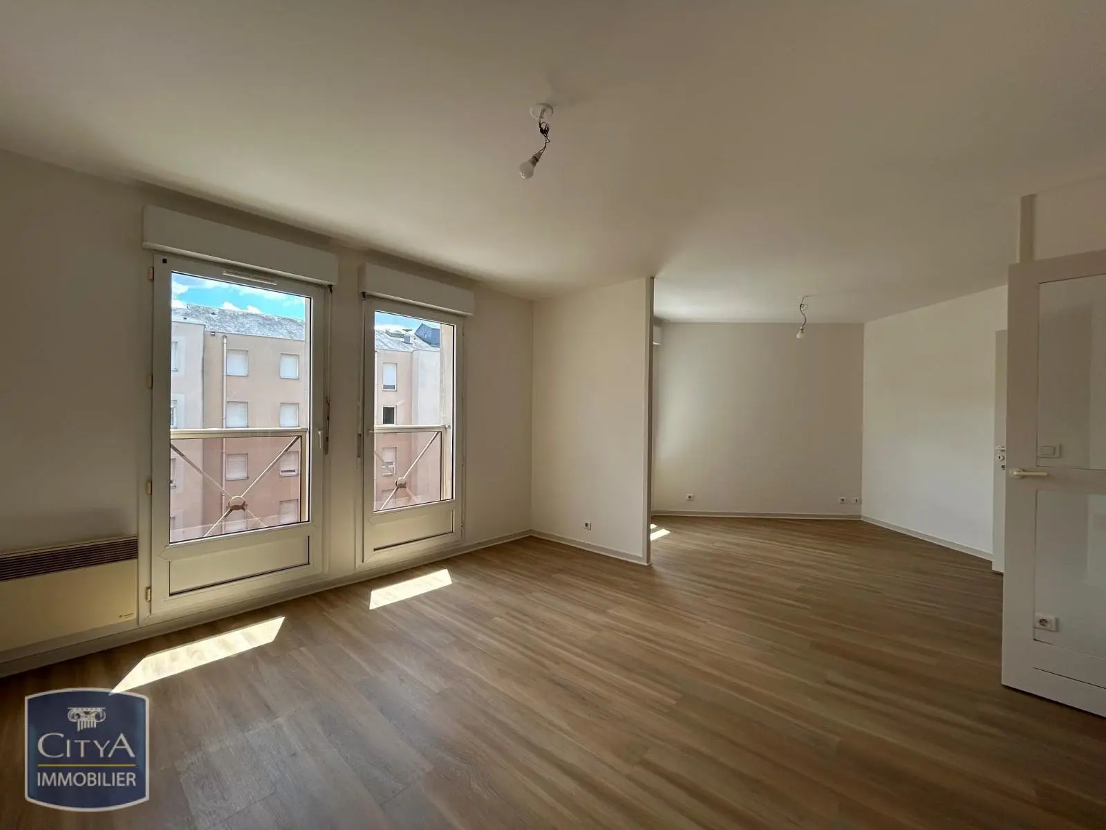 Photo 1 Appartement 1 pièce 44.02m²