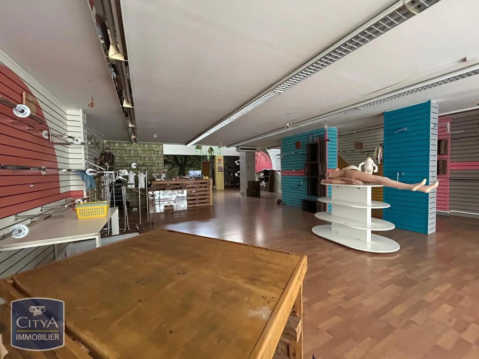 Photo 4 Local Commercial 322m²
