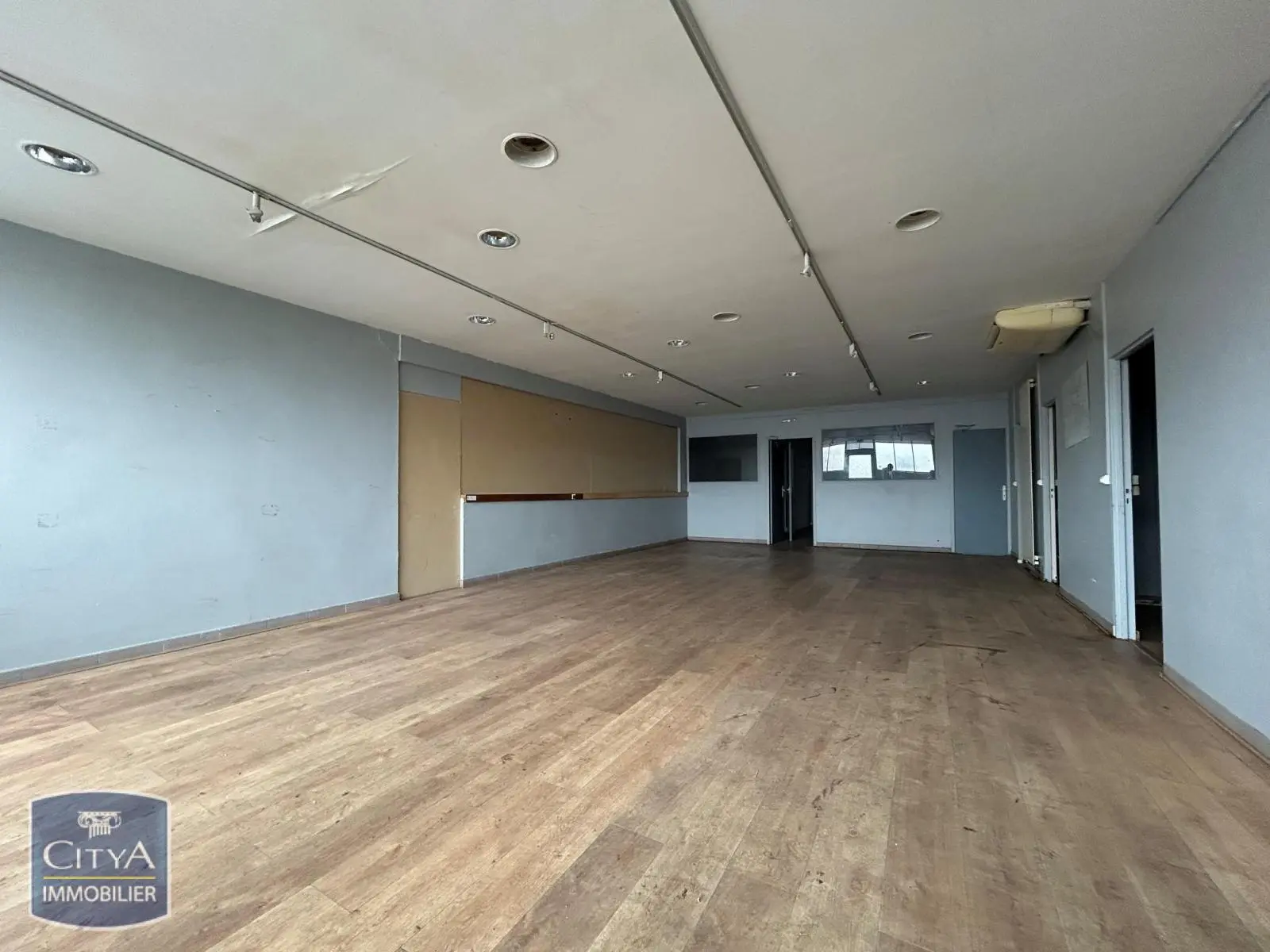 Photo 7 Local Professionnel 4 pièces 125m²