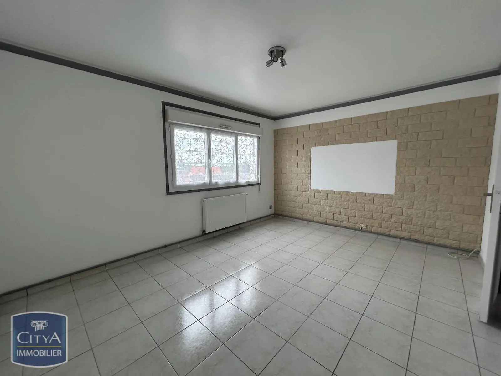 Photo 2 Appartement 1 pièce 34.65m²