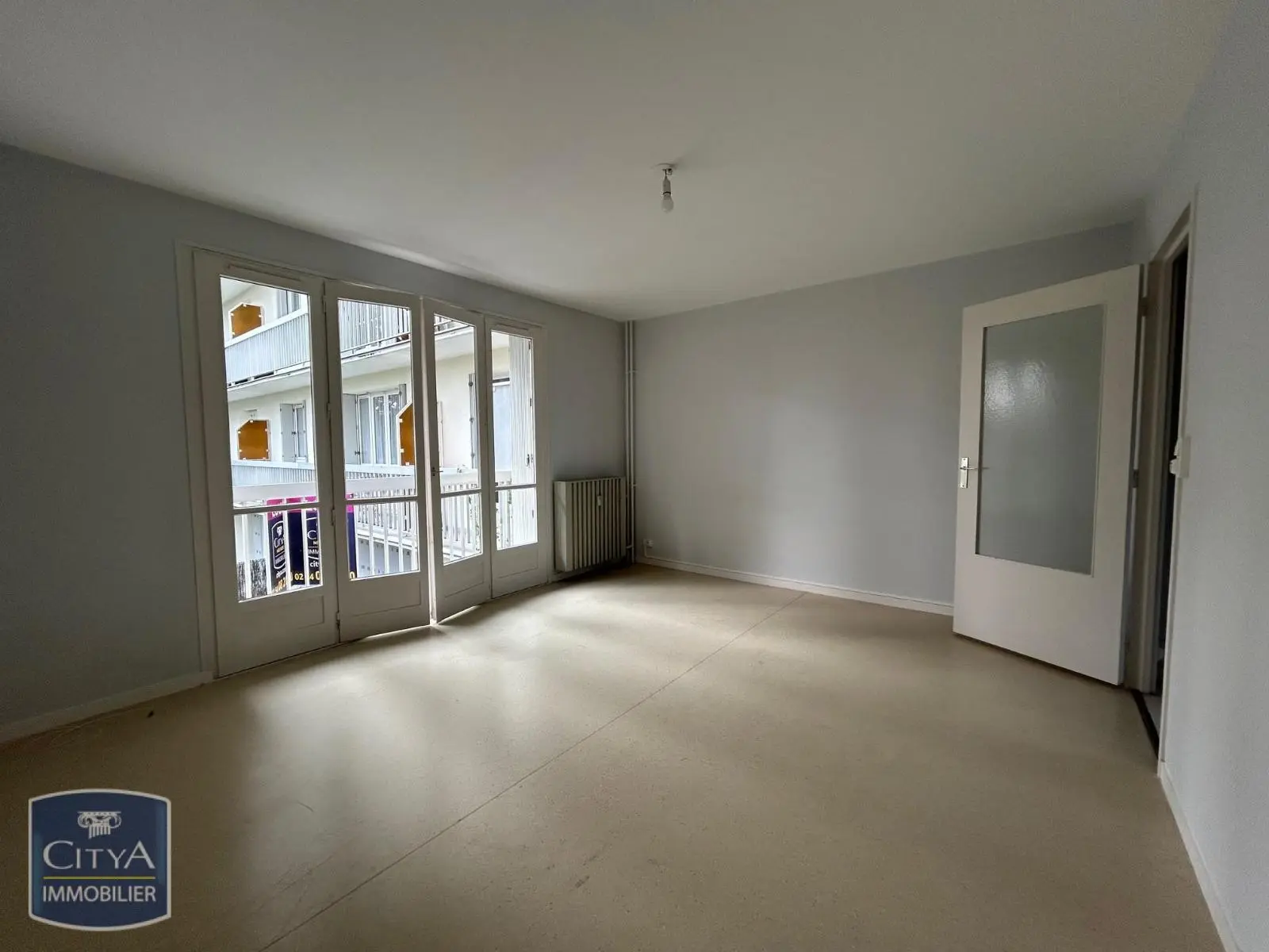 Photo 1 Appartement 1 pièce 33.92m²