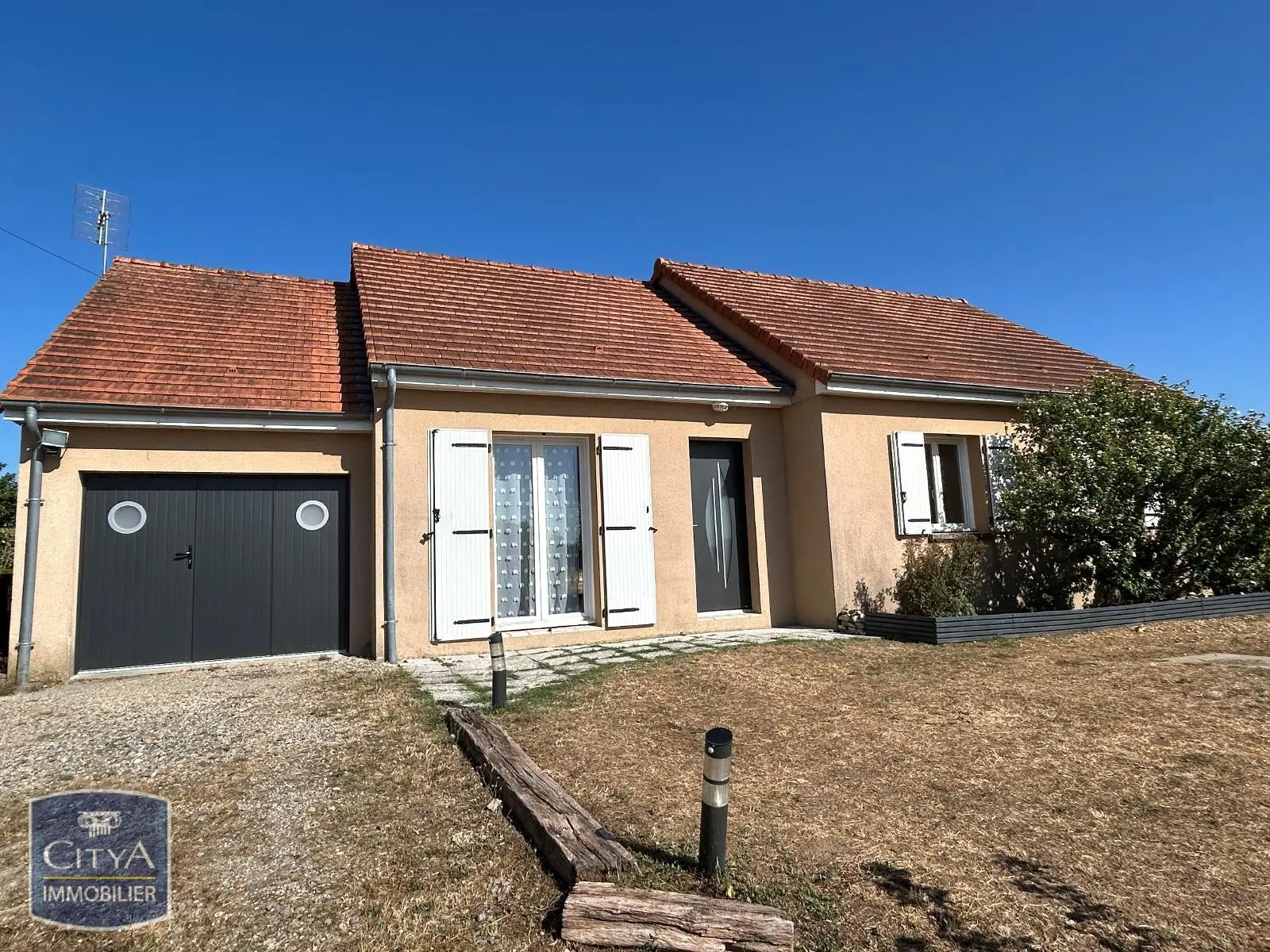 Photo 1 Maison 4 pièces 76.74m²