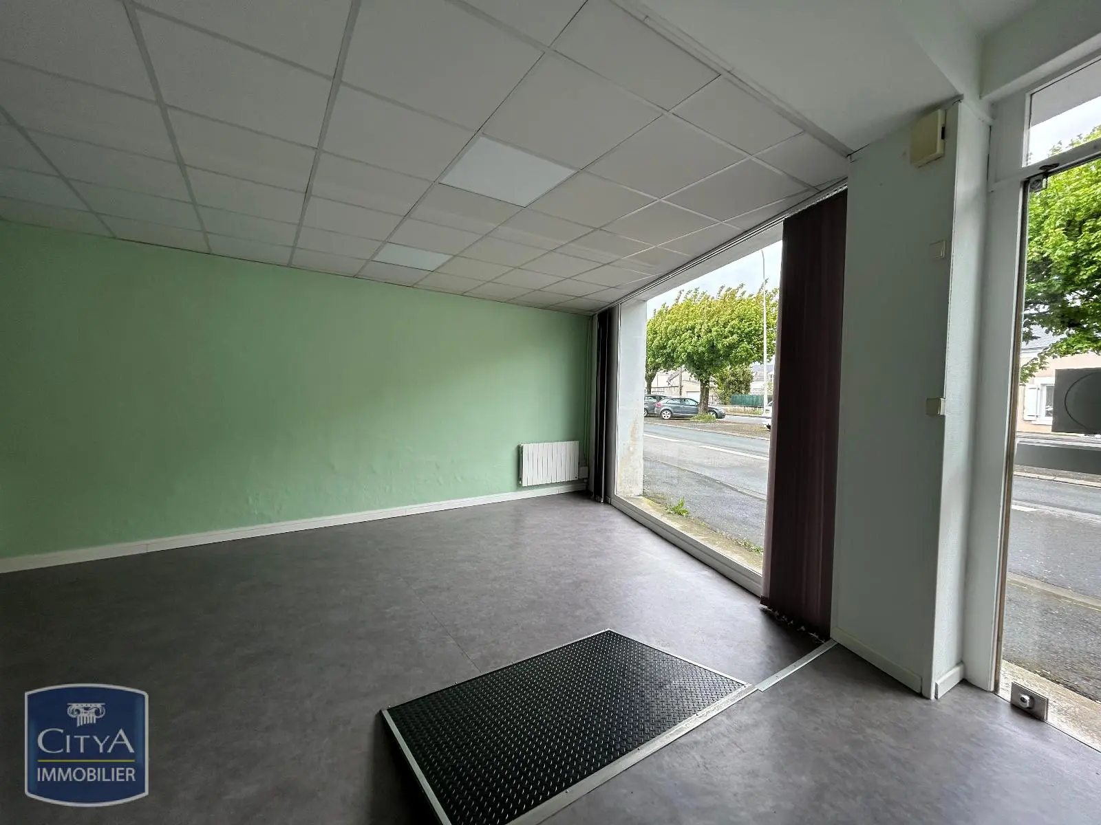Photo 2 Local Professionnel 4 pièces 86.81m²