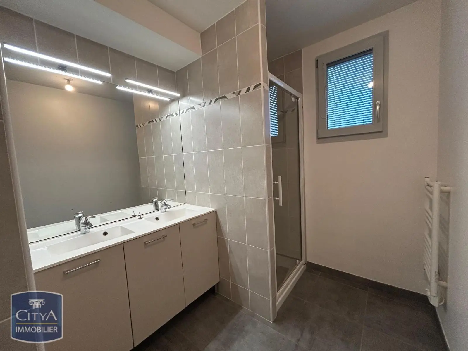 Photo 8 Maison 5 pièces 140.86m²