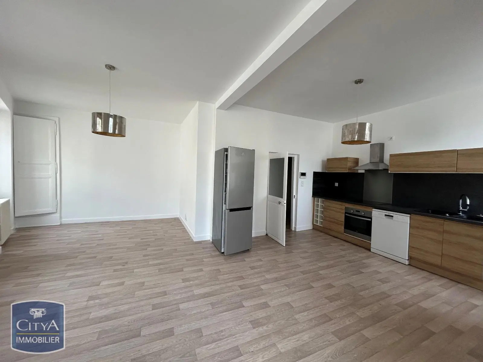 Photo 2 Appartement 5 pièces 94.83m²
