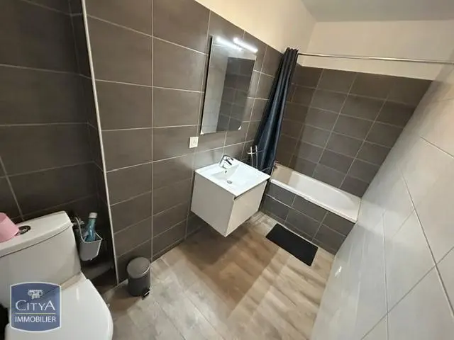 Photo 15 Maison 6 pièces 188.68m²