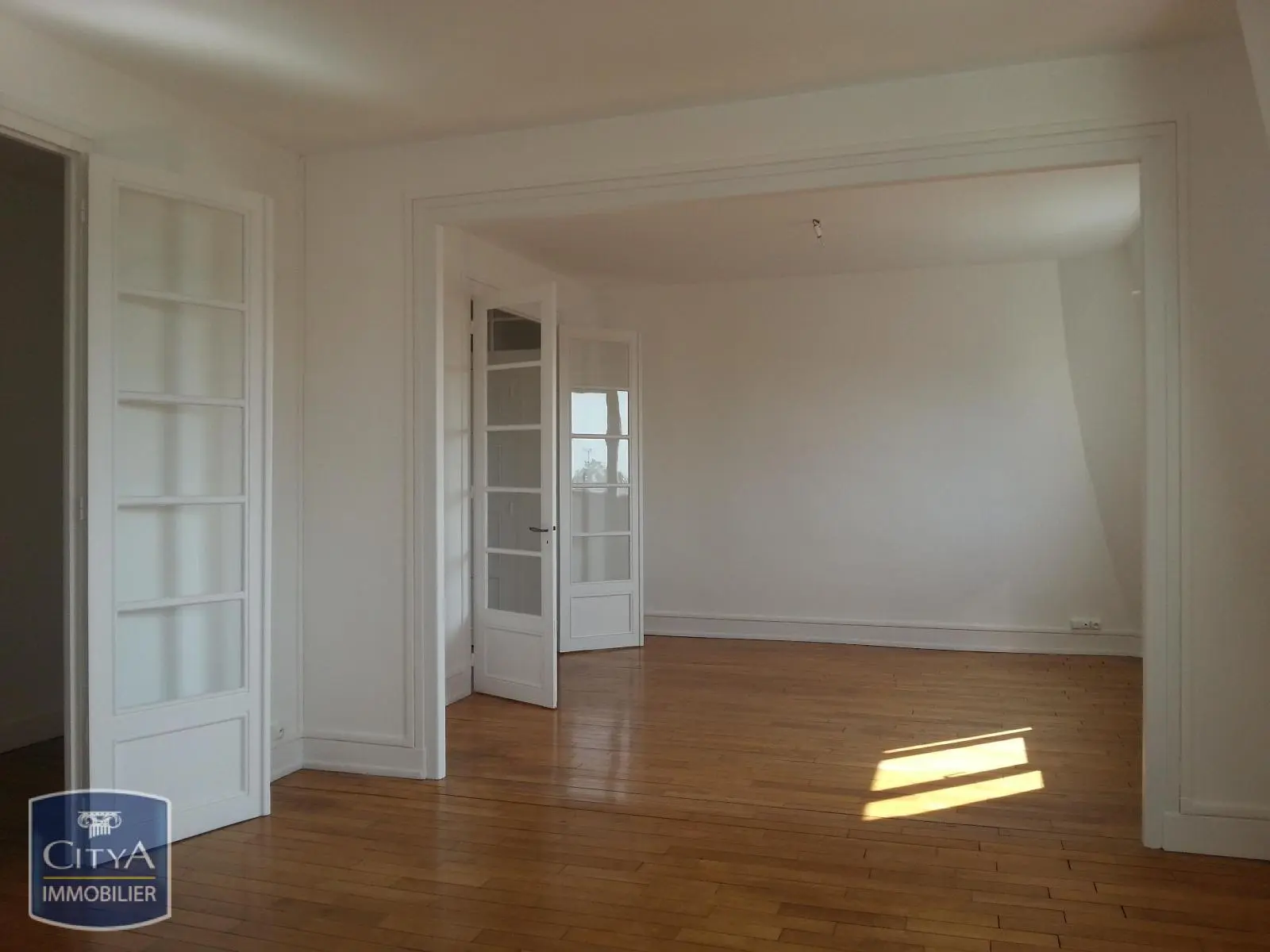 Photo 1 Appartement 4 pièces 119.8m²