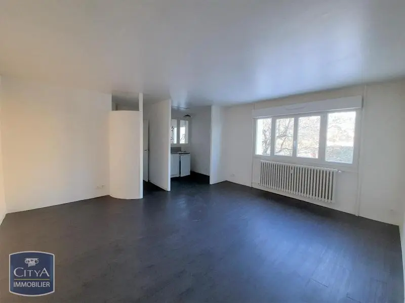 Photo 1 Appartement 1 pièce 37.81m²