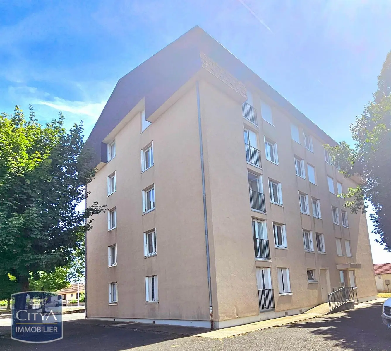 Photo 1 Appartement 4 pièces 79.75m²