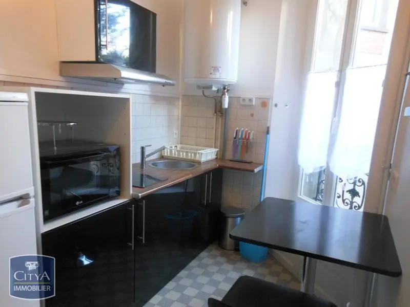 Photo 3 Appartement 1 pièce 27.2m²