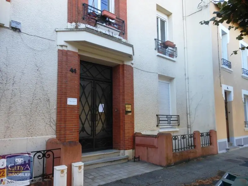 Photo 1 Appartement 1 pièce 27.2m²