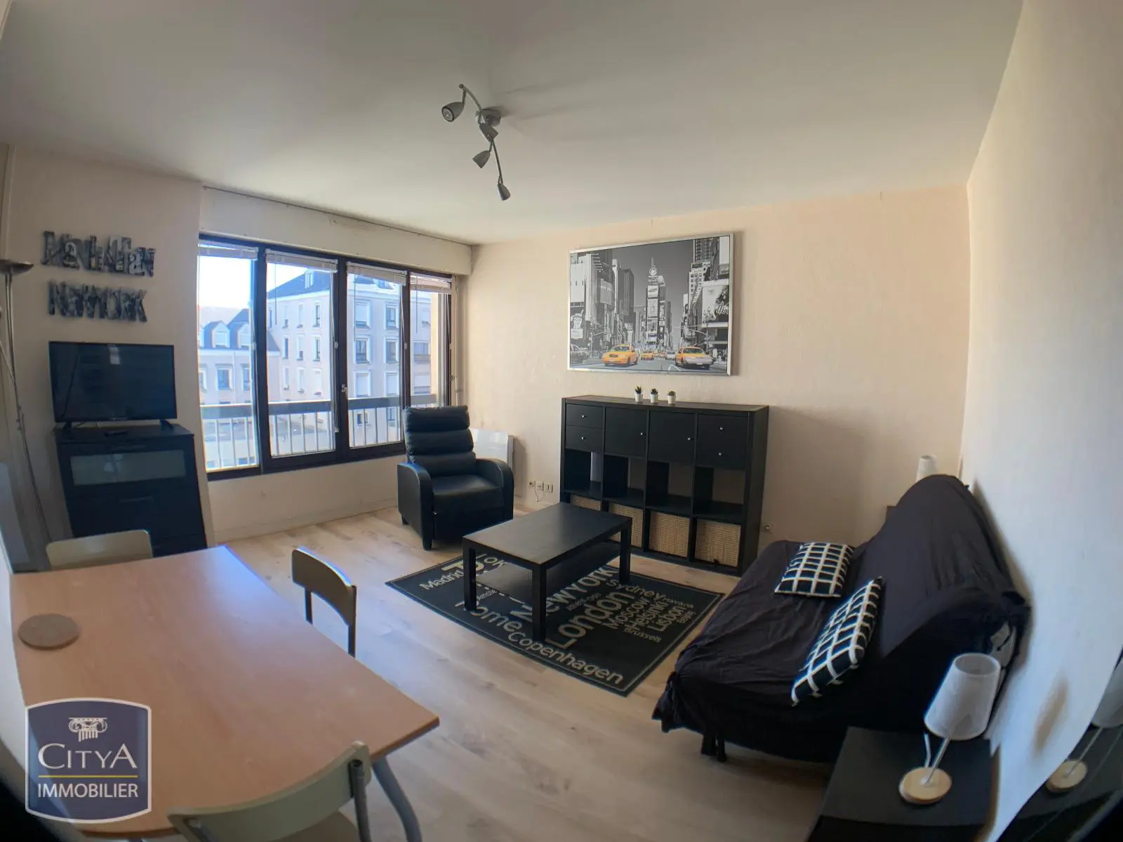 Photo 2 Appartement 1 pièce 29.4m²