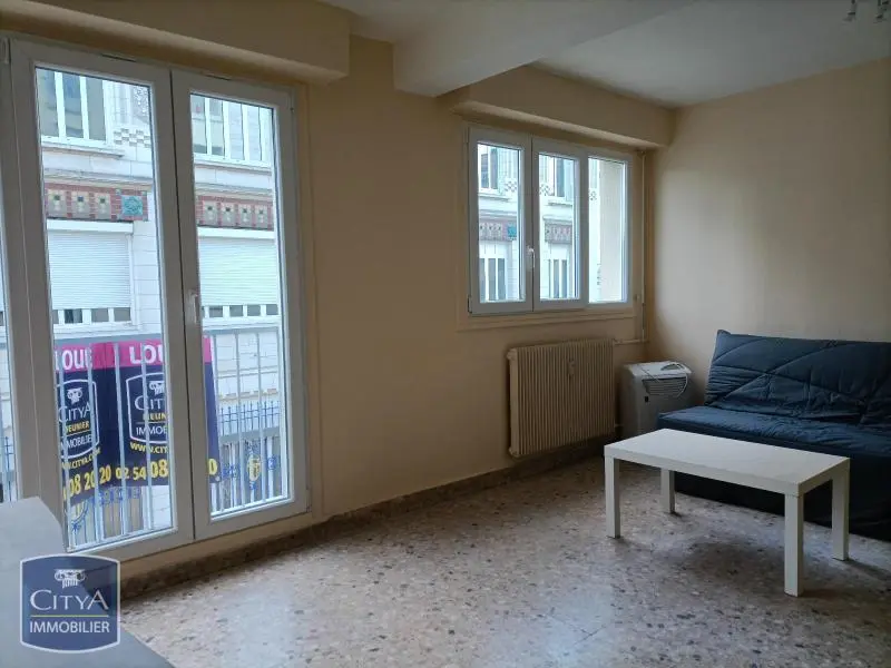 Photo 1 Appartement 1 pièce 32.4m²