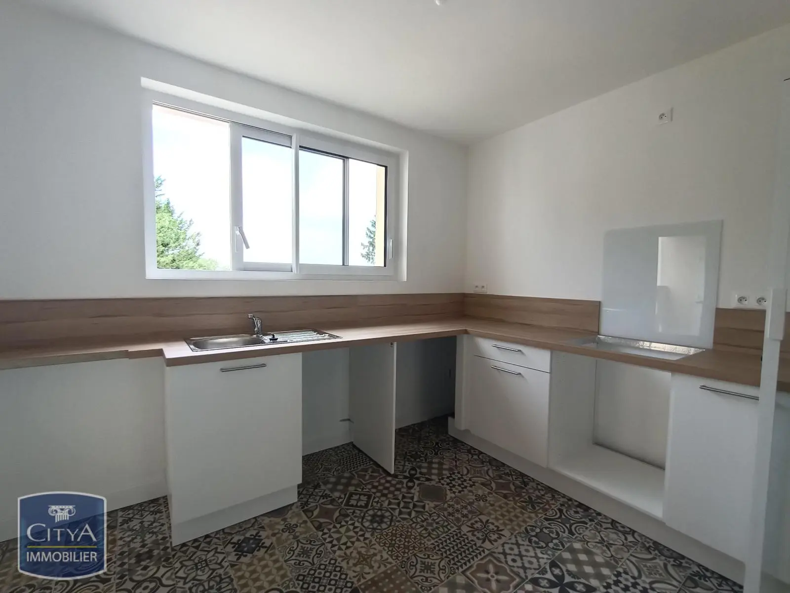 Photo 1 Appartement 4 pièces 73.97m²