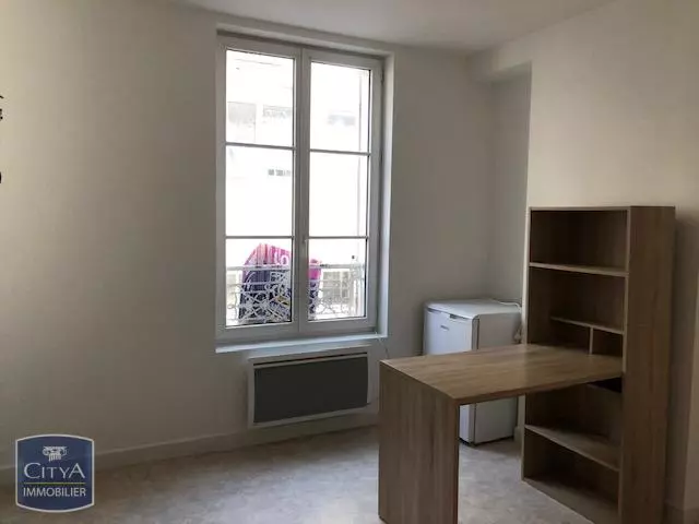 Illustration pour Appartement 1 pièce 14m² Photo Appartement 1 pièce 14m²