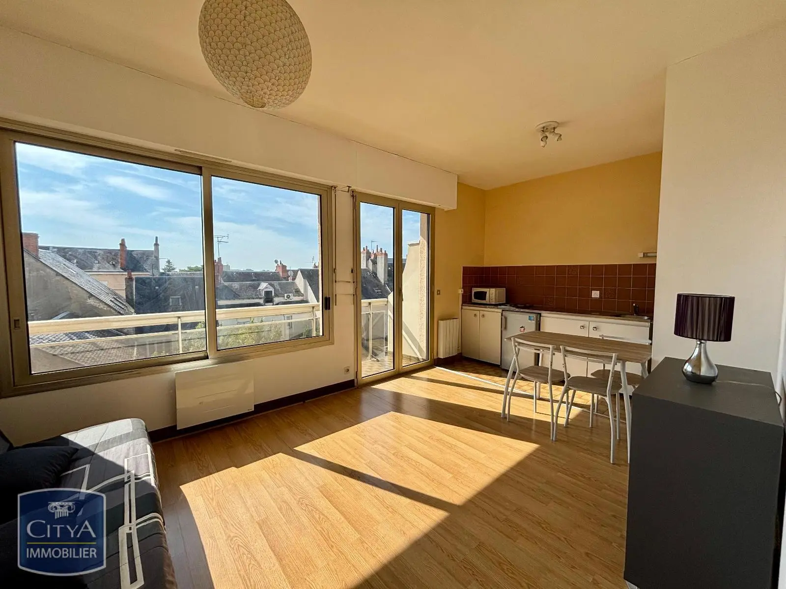 Photo 1 Appartement 1 pièce 23.63m²