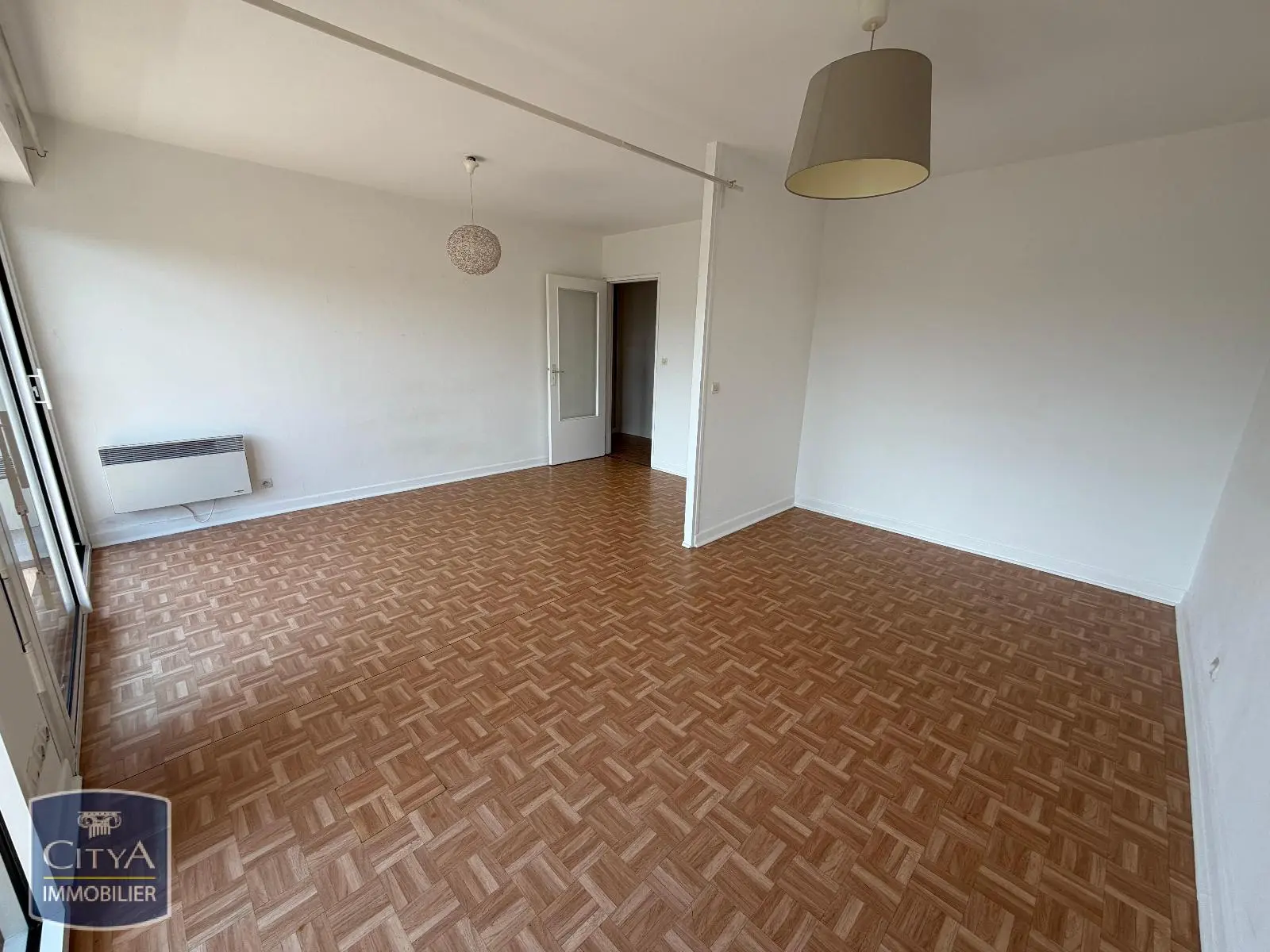 Photo 2 Appartement 1 pièce 43.01m²