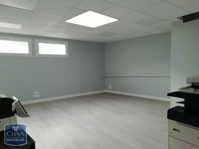 Photo 2 Local Commercial 94.83m²