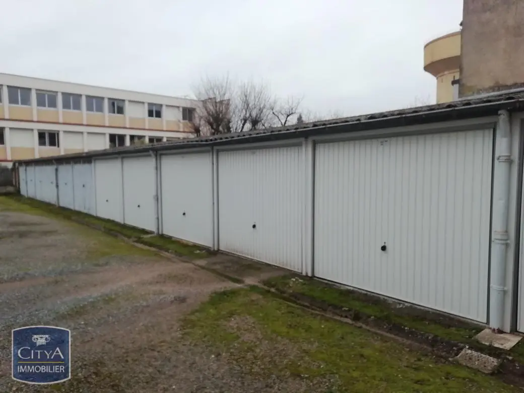Photo 1 Parking 15m²