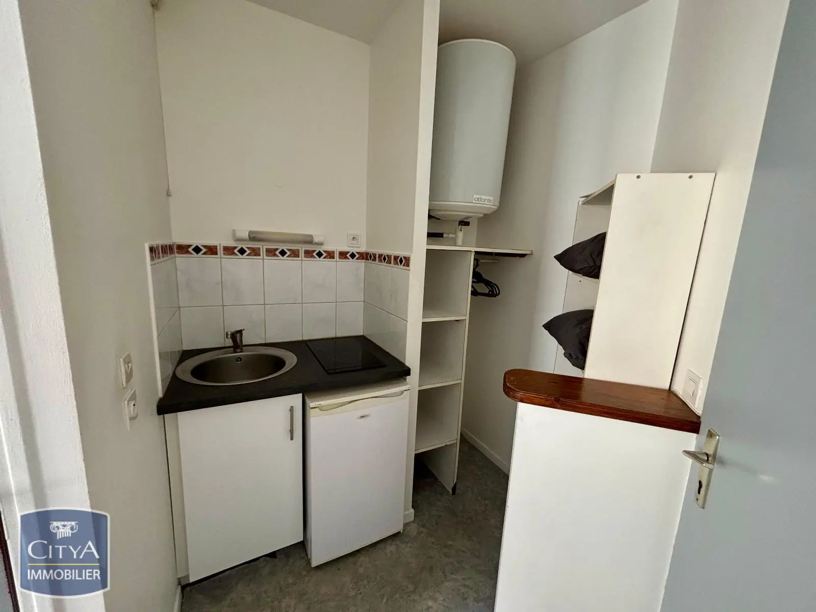 Photo 5 Appartement 1 pièce 12.26m²